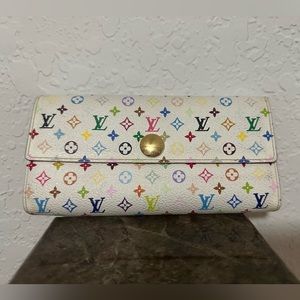 🎉SOLD🎉Authentic Louis Vuitton Mono White Multicolor Sarah wallet tan.